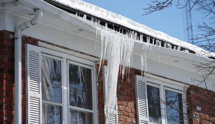 Heavy Snow and Ice Damage Restoration in Morgantown